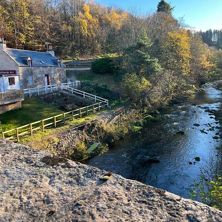 The Fiddichside Inn Aberlour Buitenkant foto